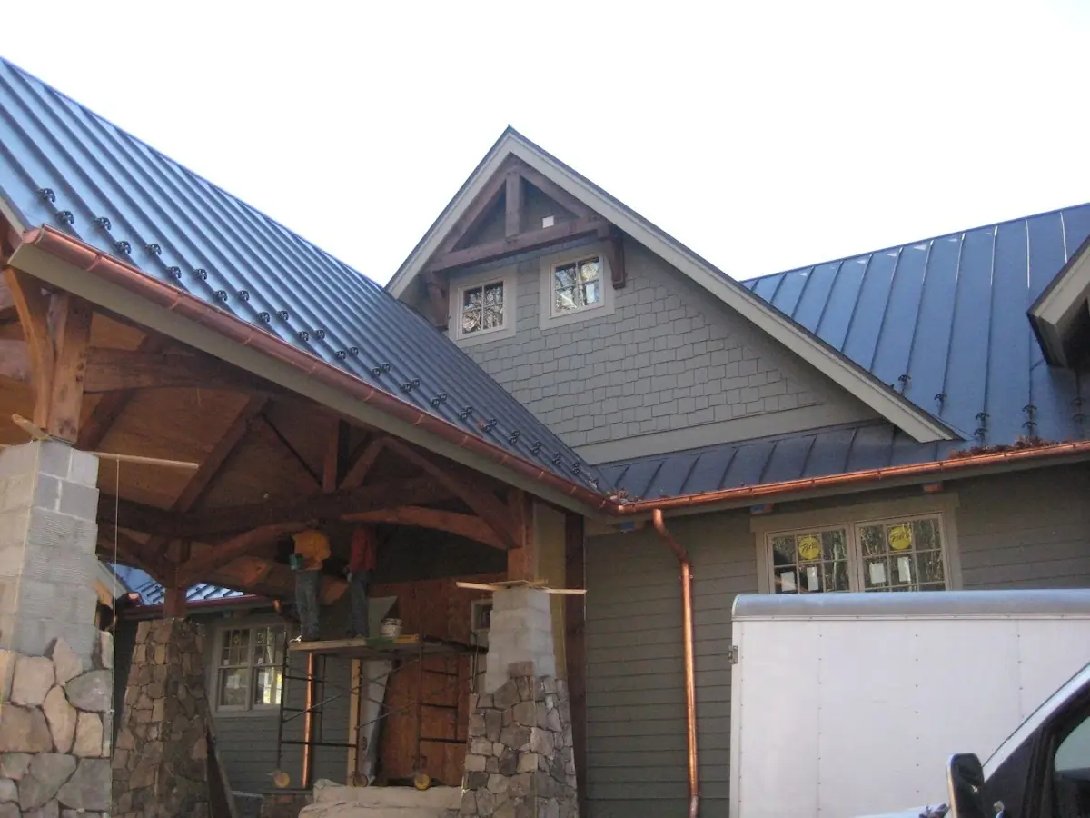 Craftsman Roofing team delivering quality roofing work in Laurel Beach